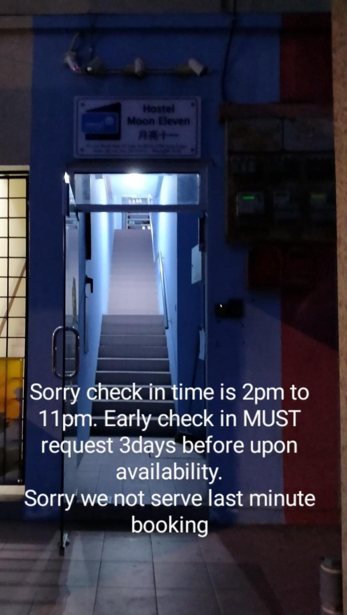 Moon Eleven Hostel Near Klia & Klia2 Сепанг Екстериор снимка