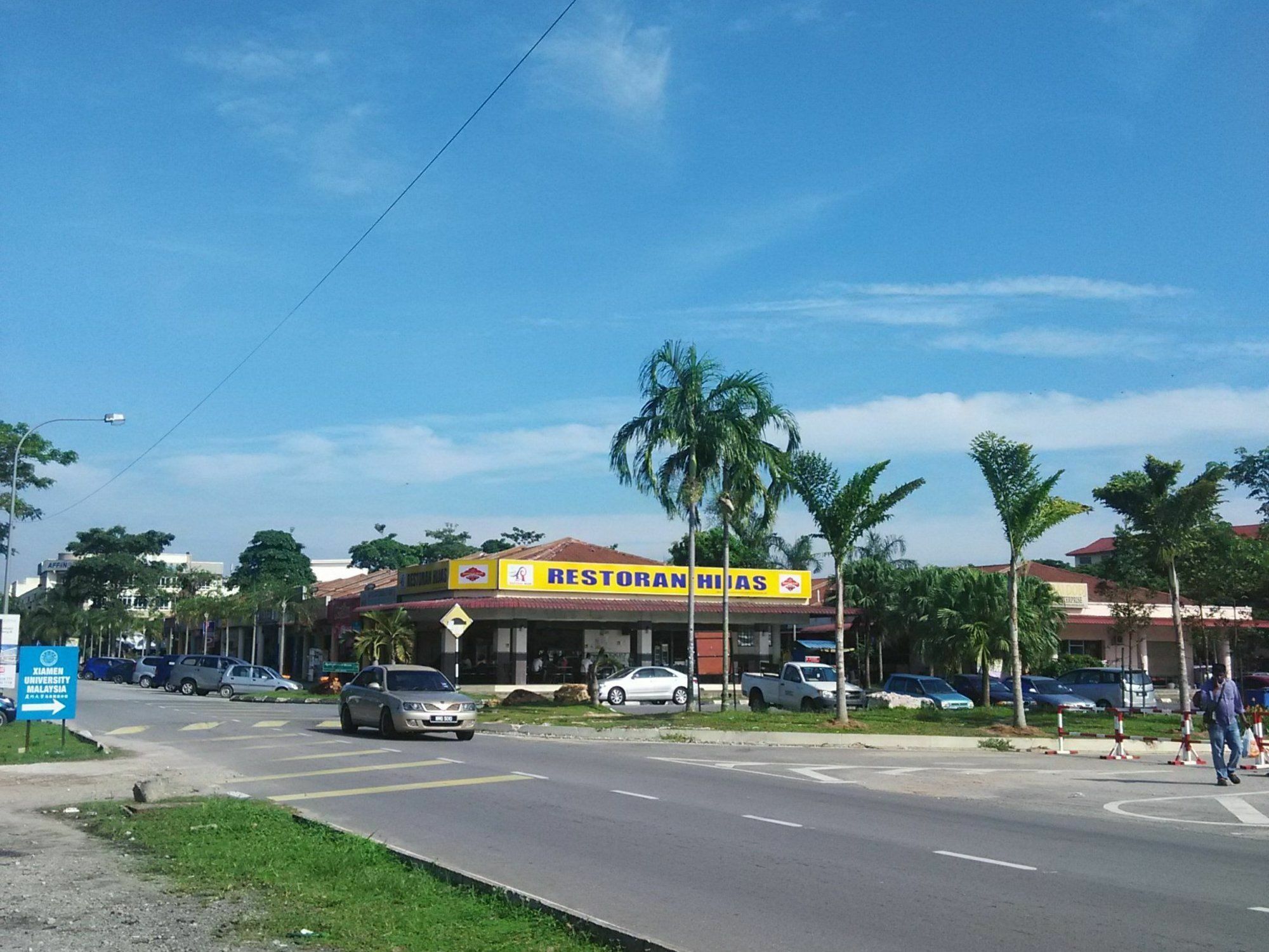 Moon Eleven Hostel Near Klia & Klia2 Сепанг Екстериор снимка